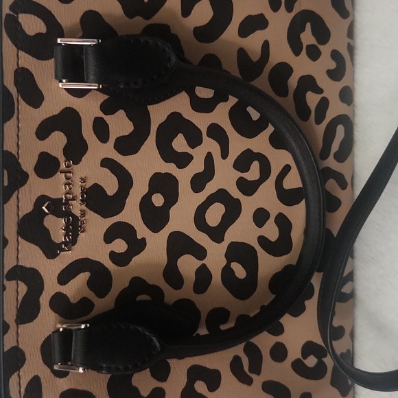 Kate Spade LIKE NEW! Tan and Black Leopard Print Handbag Or Crossbody Bag - Picture 2 of 7